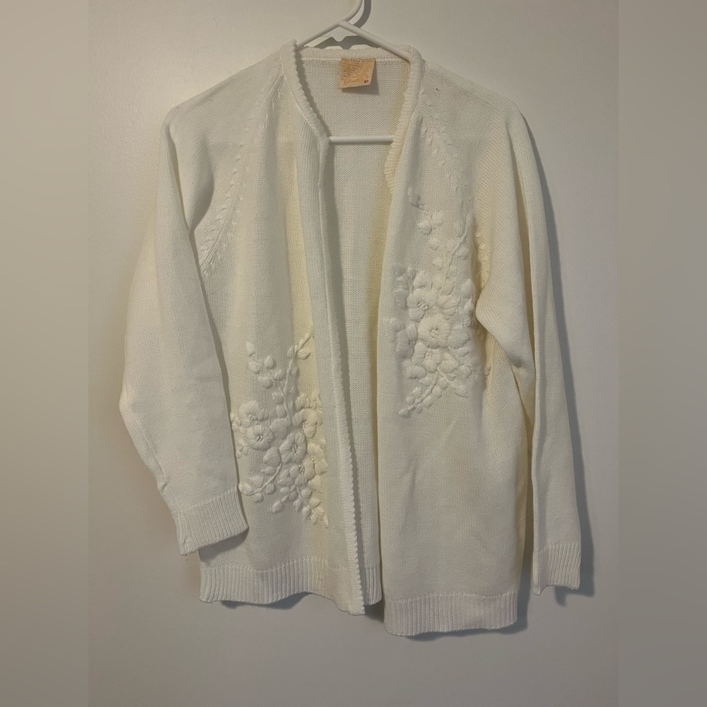 Vintage White Granny Sweater Glentex Hand Embroidered Floral Cardigan L